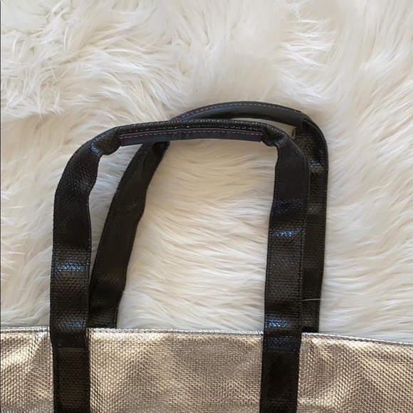 Victoria’s Secret LIMITED EDITION tote! - Picture 6 of 6
